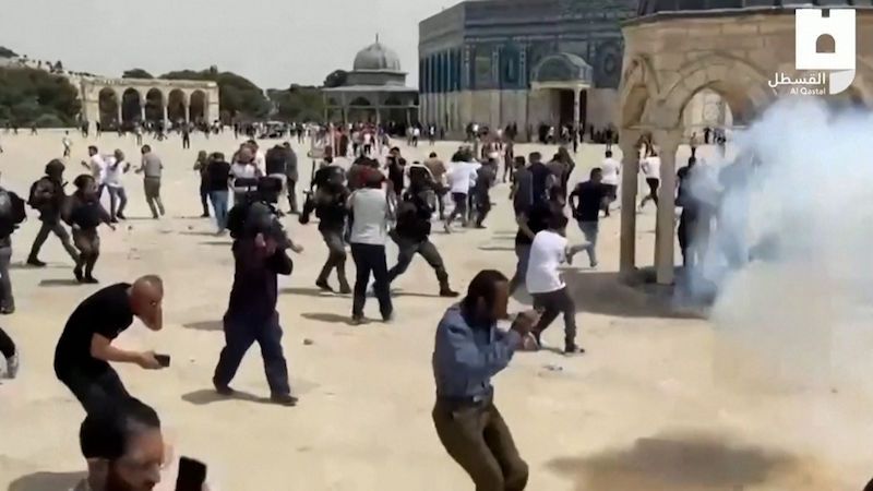 Na jeruzalémské Chrámové hoře se znovu střetli Palestinci s izraelskou policií